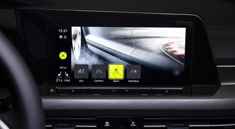 Illustration for article titled Se filtran todas las imágenes del nuevo Volkswagen Golf 2020 horas antes de su estreno
